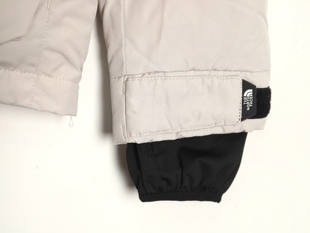 the nor*h F**e multi-pocket down jacket