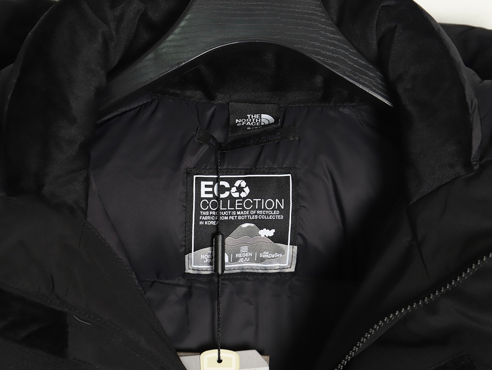 the nor*h F**e multi-pocket down jacket tsk2