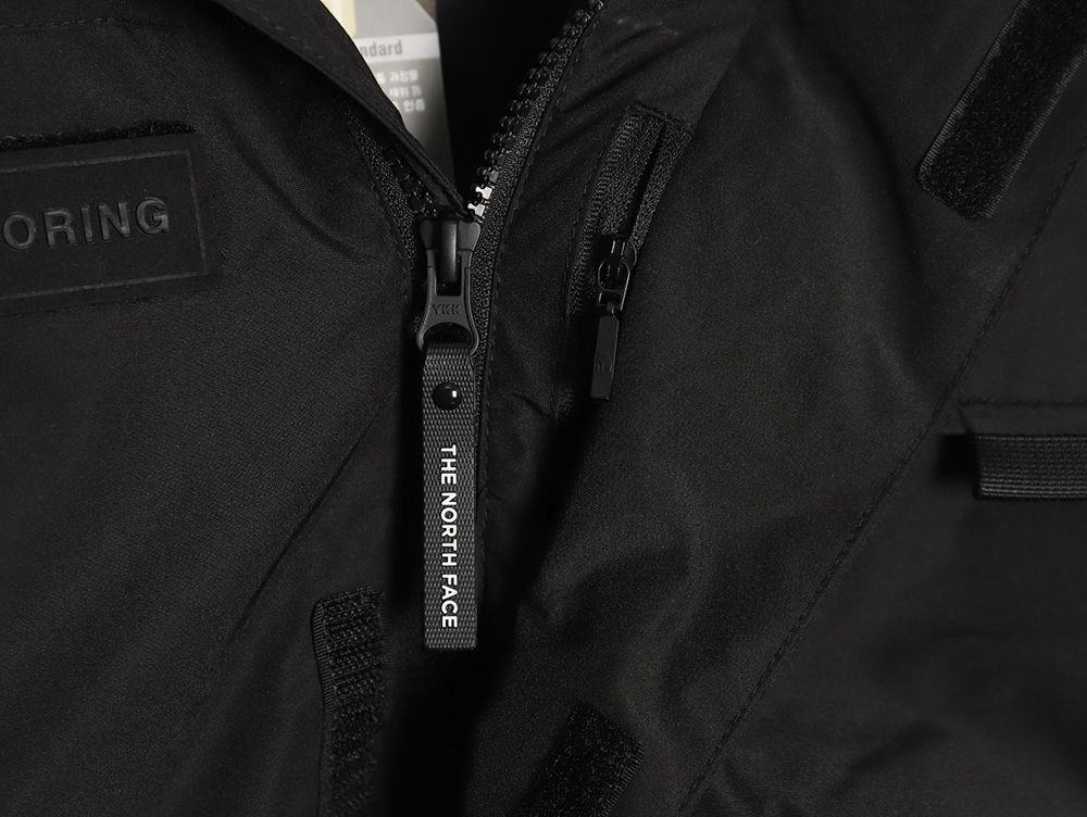 the nor*h F**e multi-pocket down jacket tsk2
