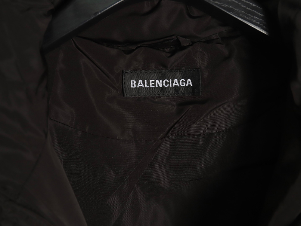Ba*len*cia*ga coke down jacket