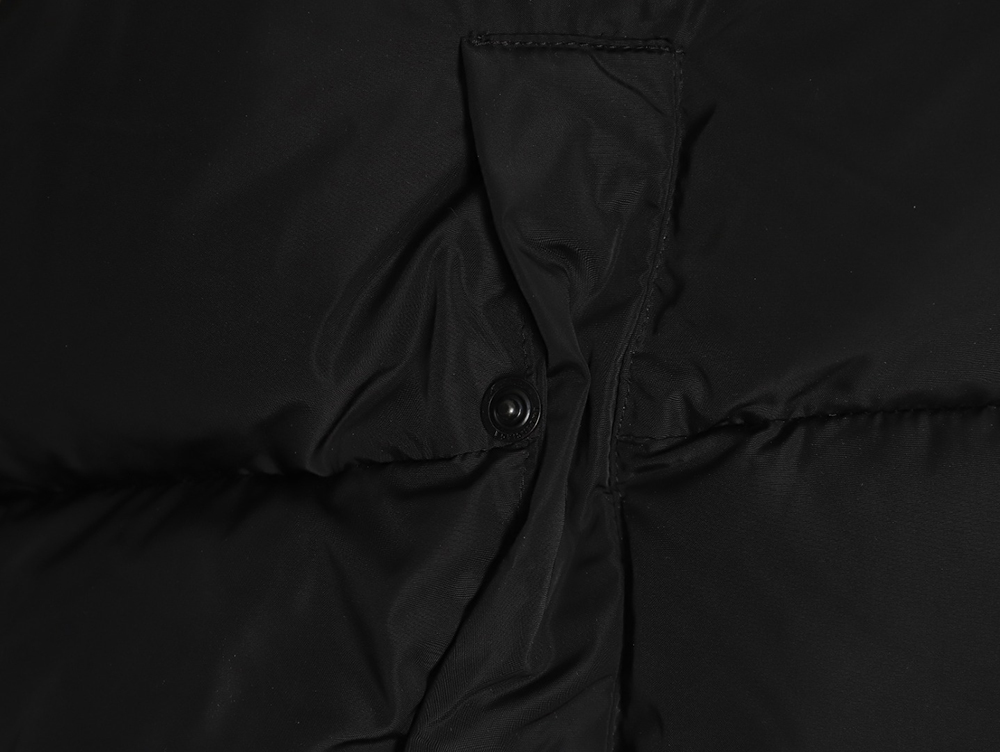 Ba*len*cia*ga coke down vest