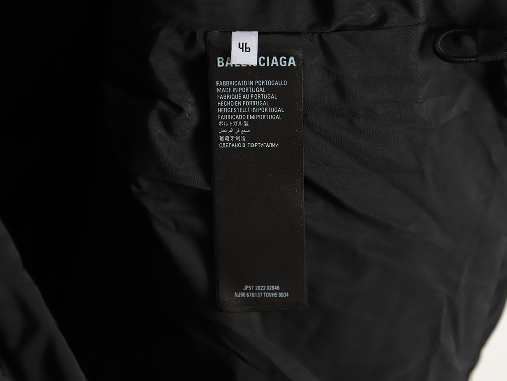 Ba*len*cia*ga coke down vest