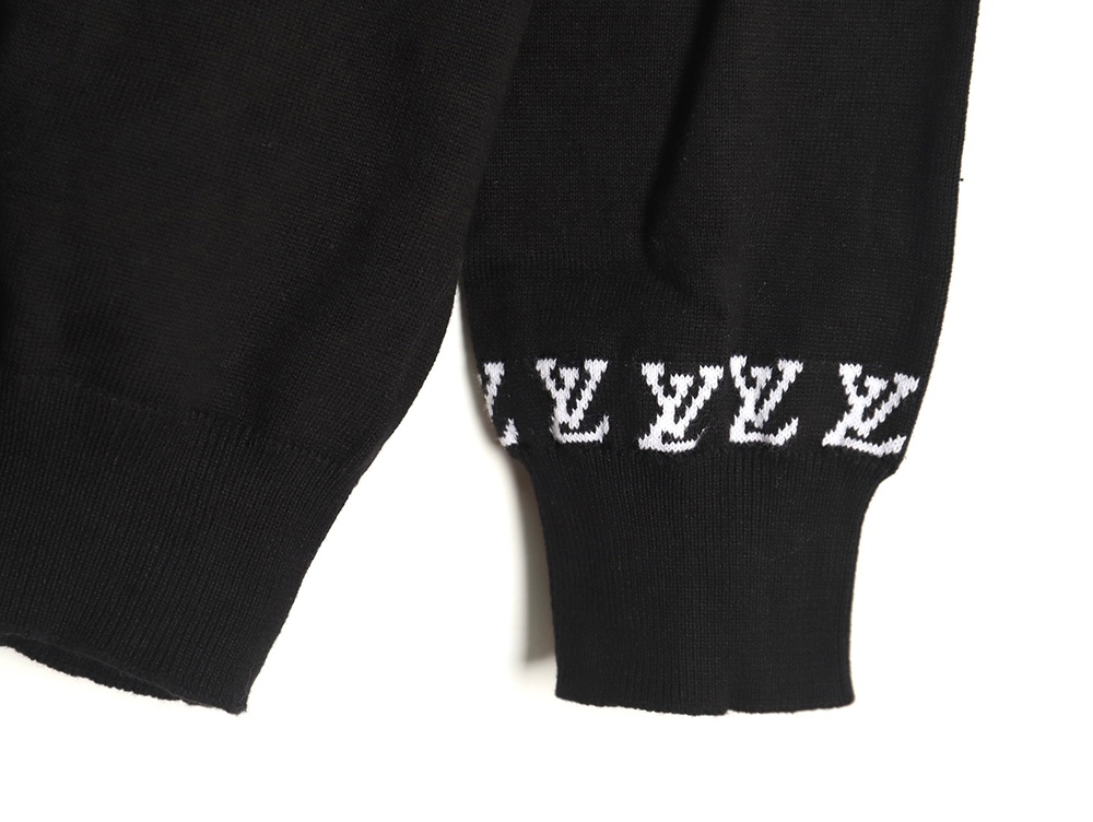 l0*is V*t0n jacquard logo thin long-sleeved sweater