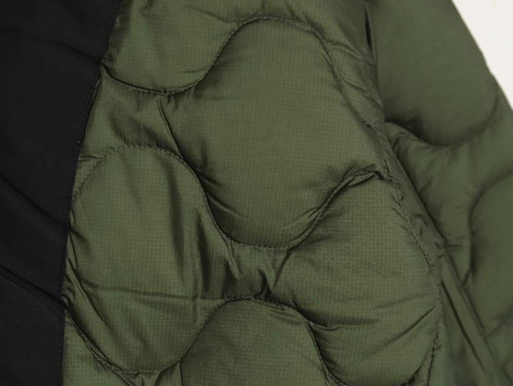 the nor*h F**e colorblock print zip-up hooded down jacket