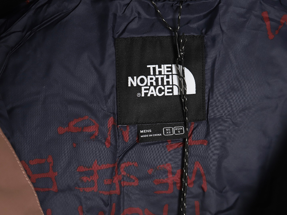 the nor*h F**e colorblock print zip-up hooded down jacket tsk1