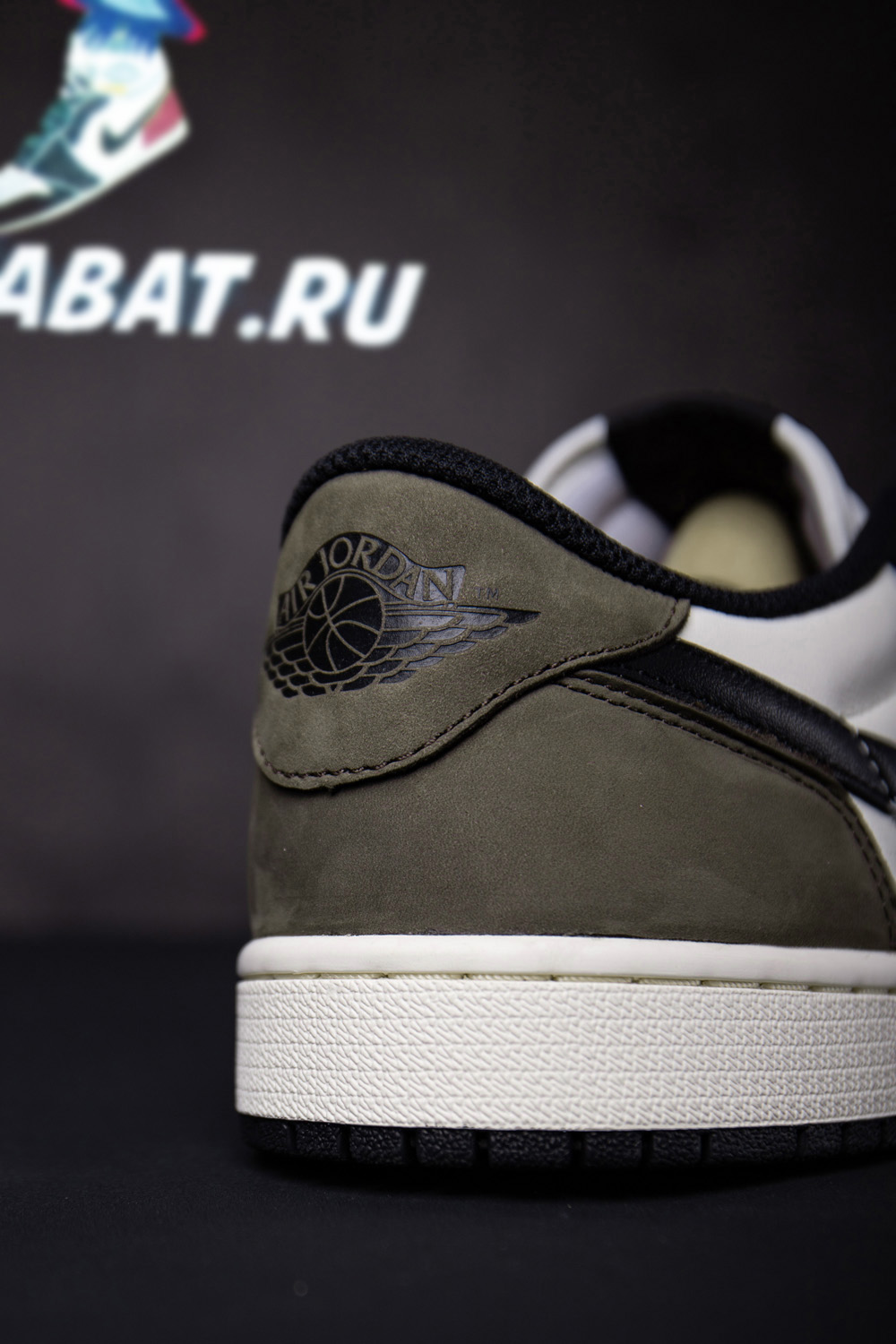 Air Jordan 1 Retro Low OG 