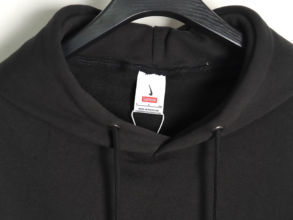 nike x S*p*e joint arm embroidered hoodie tsk1