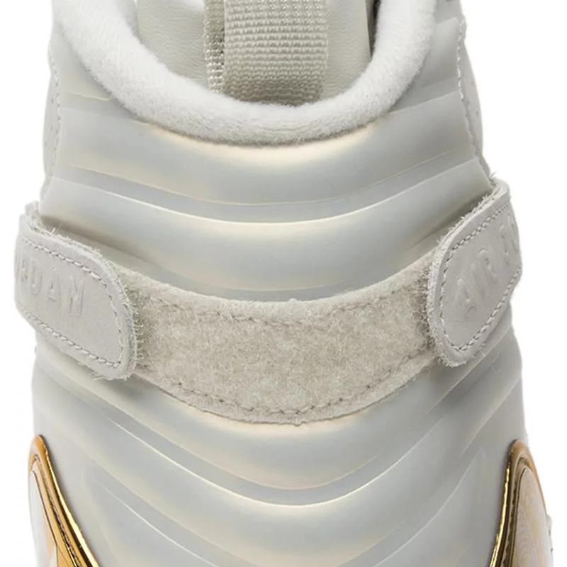 Air Jordan 8 Retro C&C 