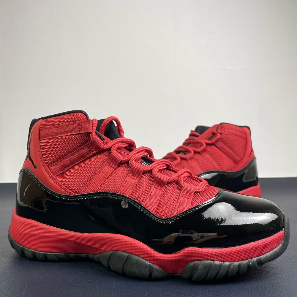Air Jordan 11 Retro “Red Black”