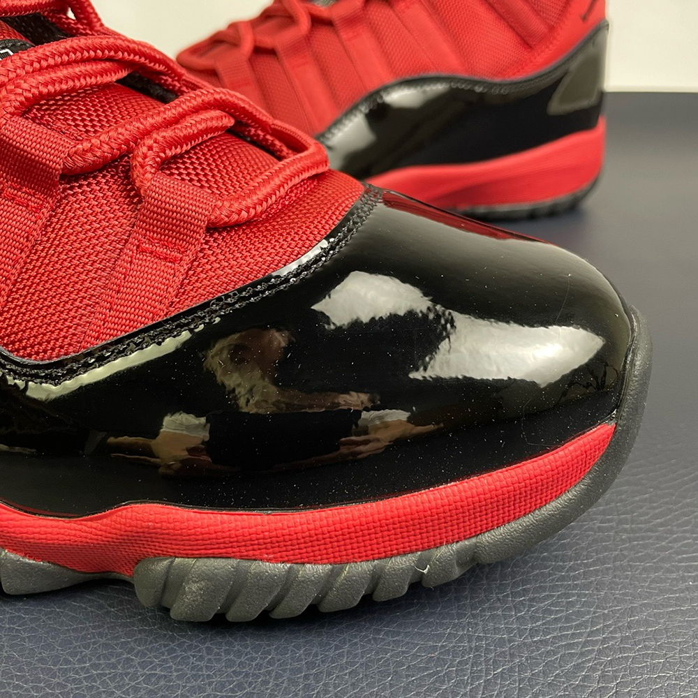 Air Jordan 11 Retro “Red Black”