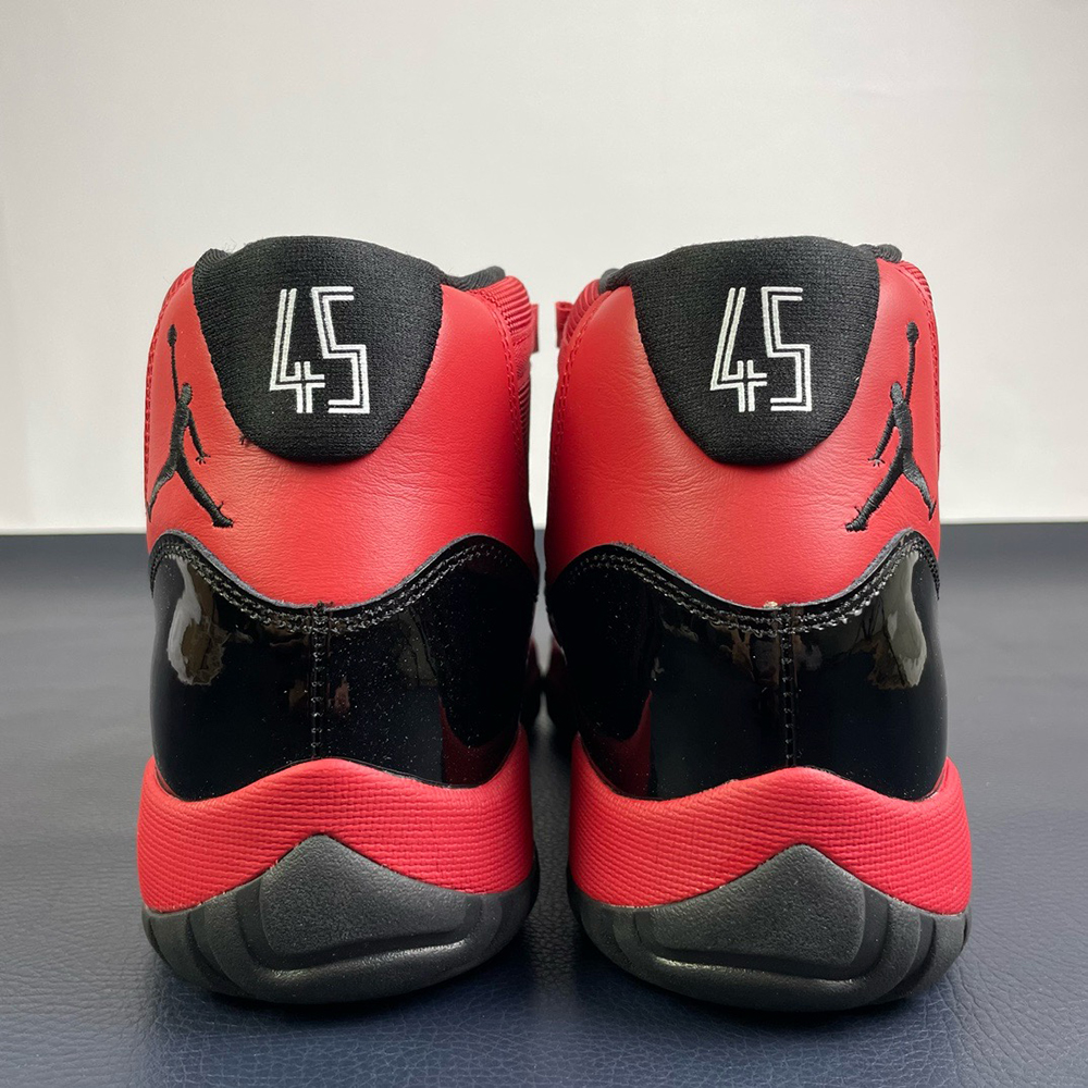 Air Jordan 11 Retro “Red Black”