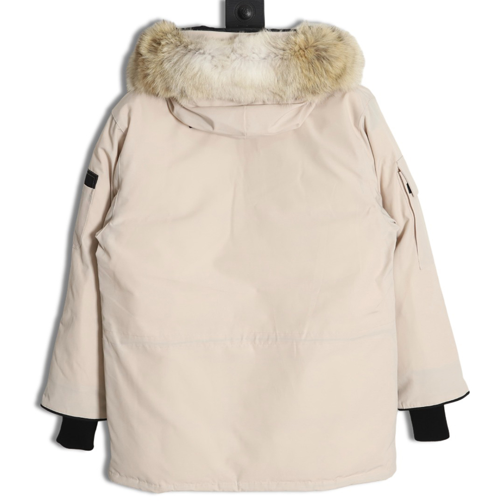 Can*a Go*e expedition parka down jacket