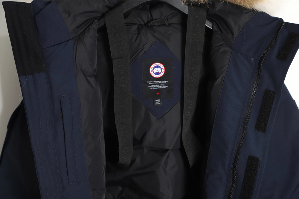 Can*a Go*e expedition parka down jacket tsk3