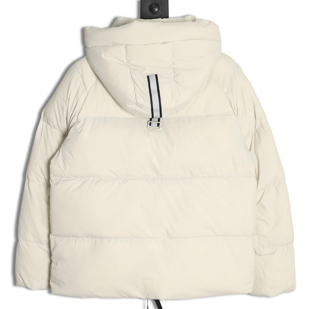 Can*a Go*e black label down jacket