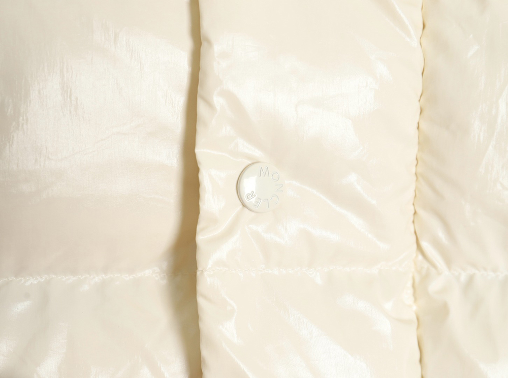 Moncler Maya Short Down Jacket TSK1