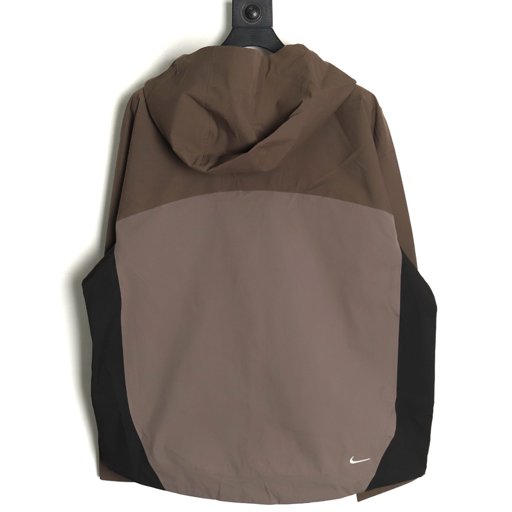 ACG Gore-Tex Hooded Jacket TSK1