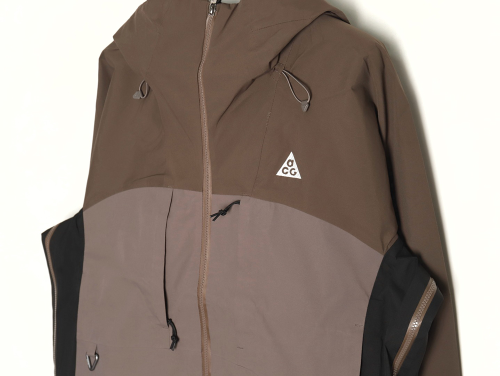 ACG Gore-Tex Hooded Jacket TSK1