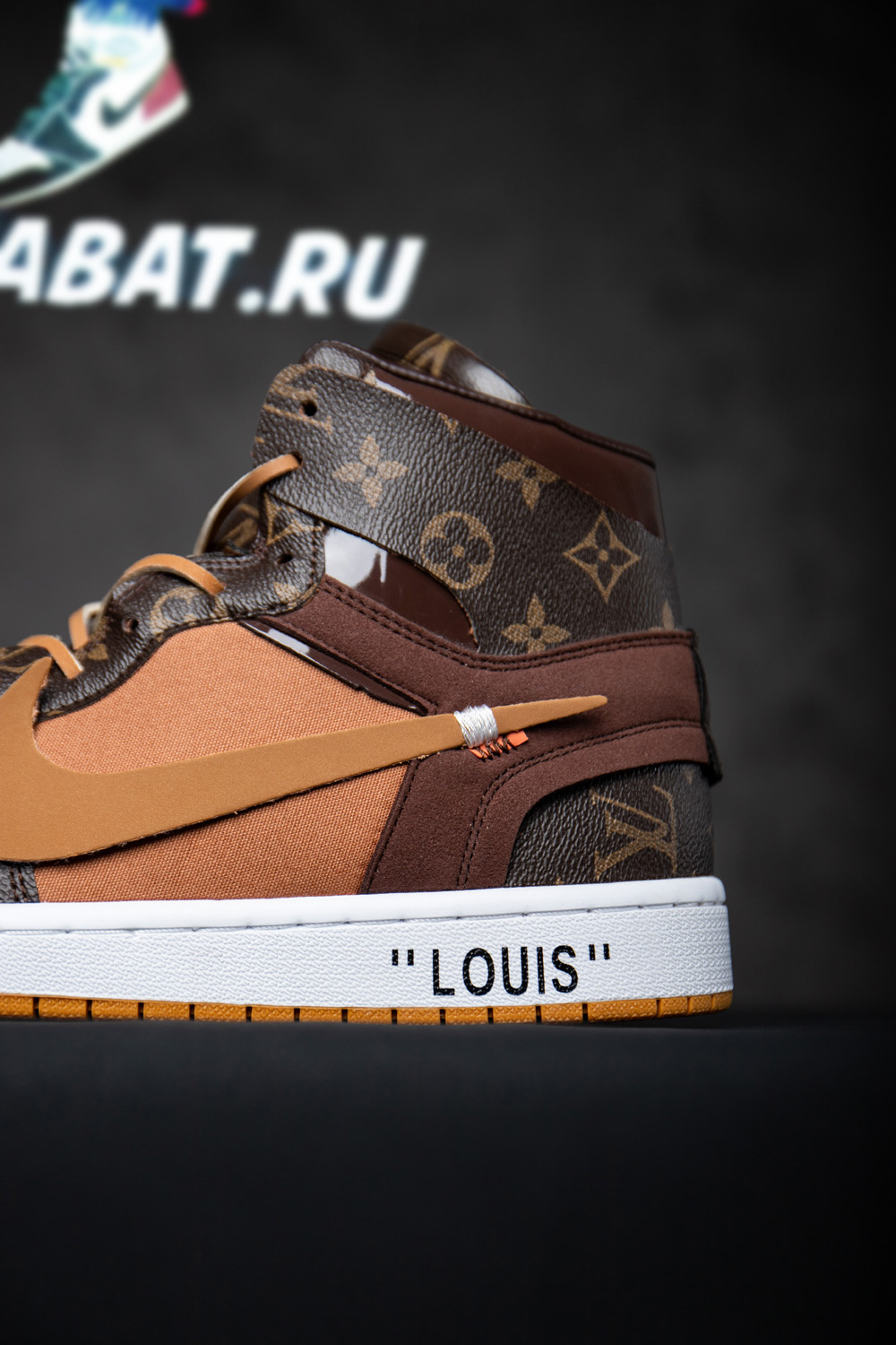 l0*is V*t0n x off white x air jordan 1