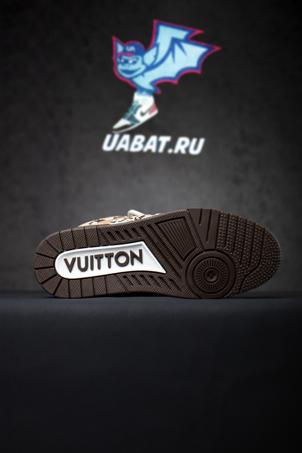 l0*is V*t0n skate sneaker brown snakeskin