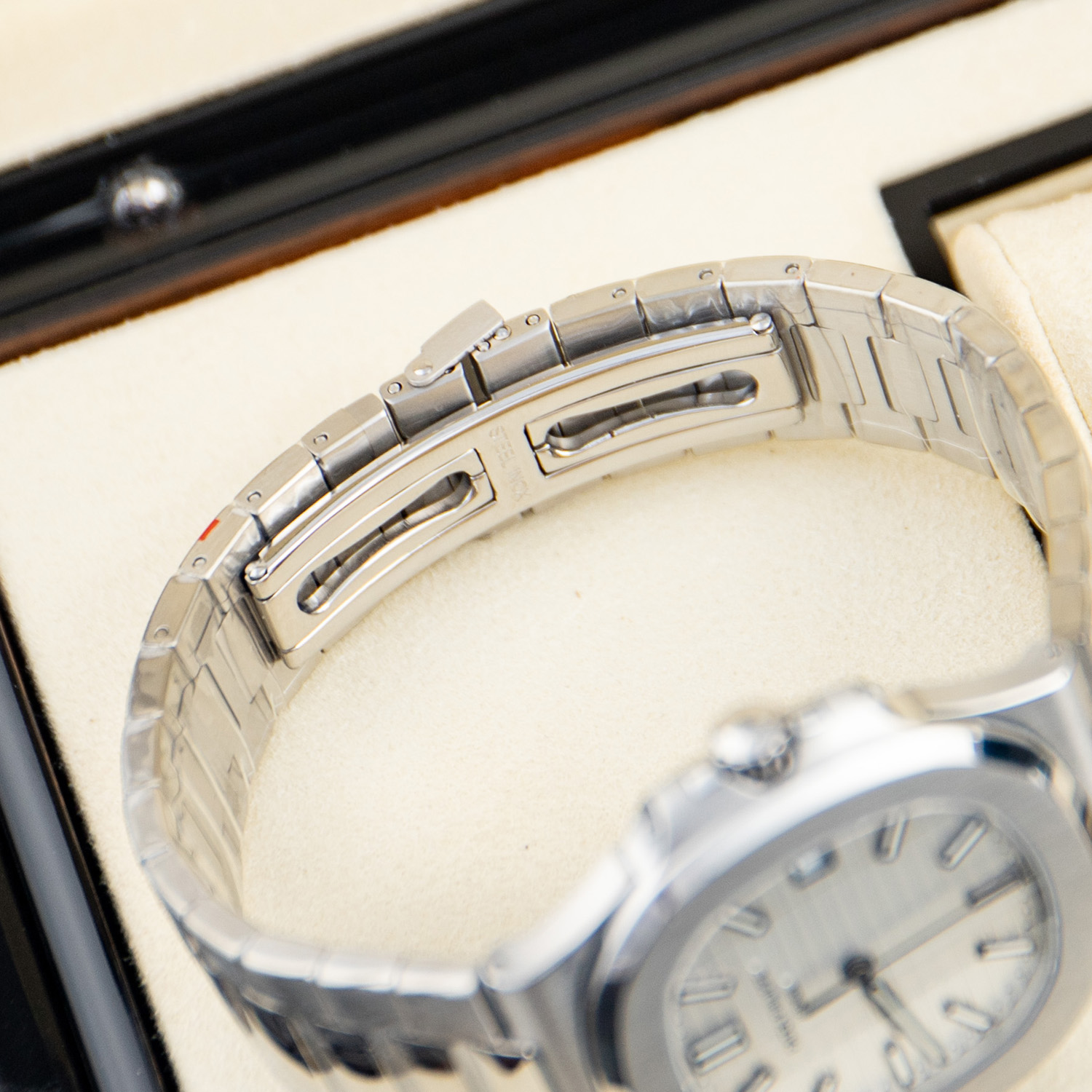 P**ek Ph**ppe - nautilus jumbo 5711 ss/ss white/stk 3kf v2 asia 324