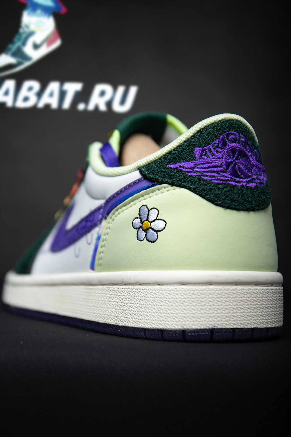 Air Jordan 1 Retro Low OG 