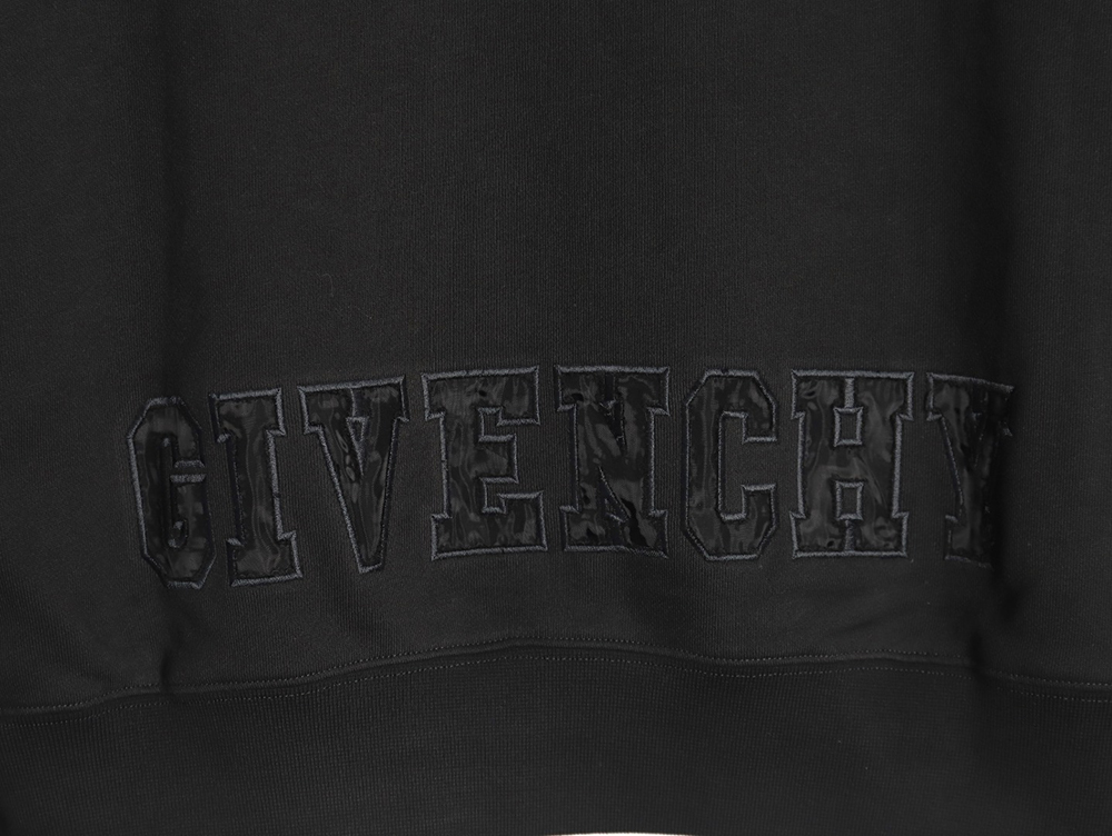 Givenchy embroidered logo crewneck sweatshirt TSK1