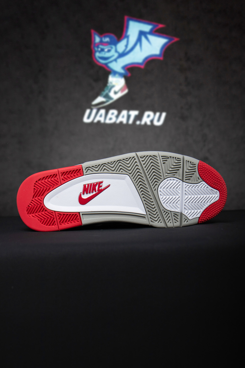 AIR JORDAN 4 RETRO SE 