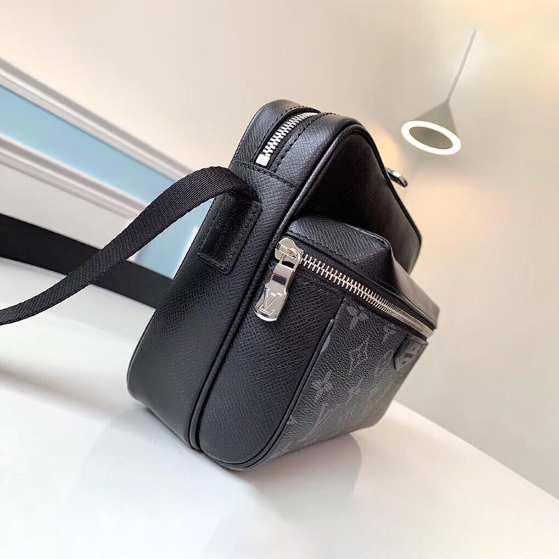 l0*is V*t0n bags m30233 25*19*9cm