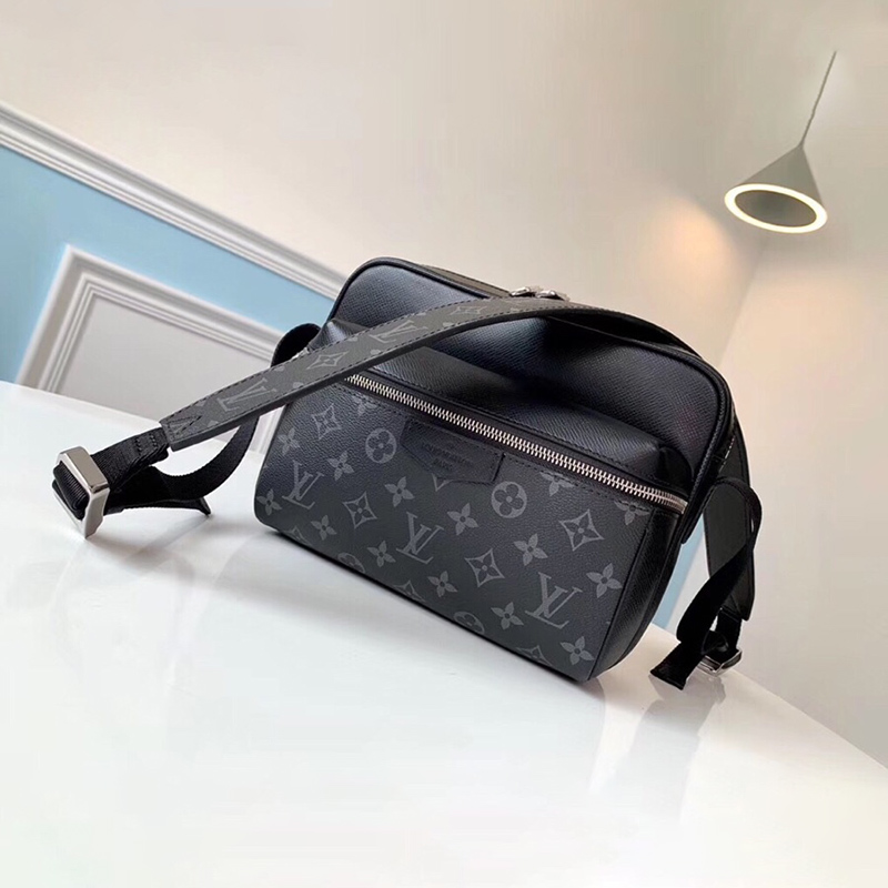 l0*is V*t0n bags m30233 25*19*9cm