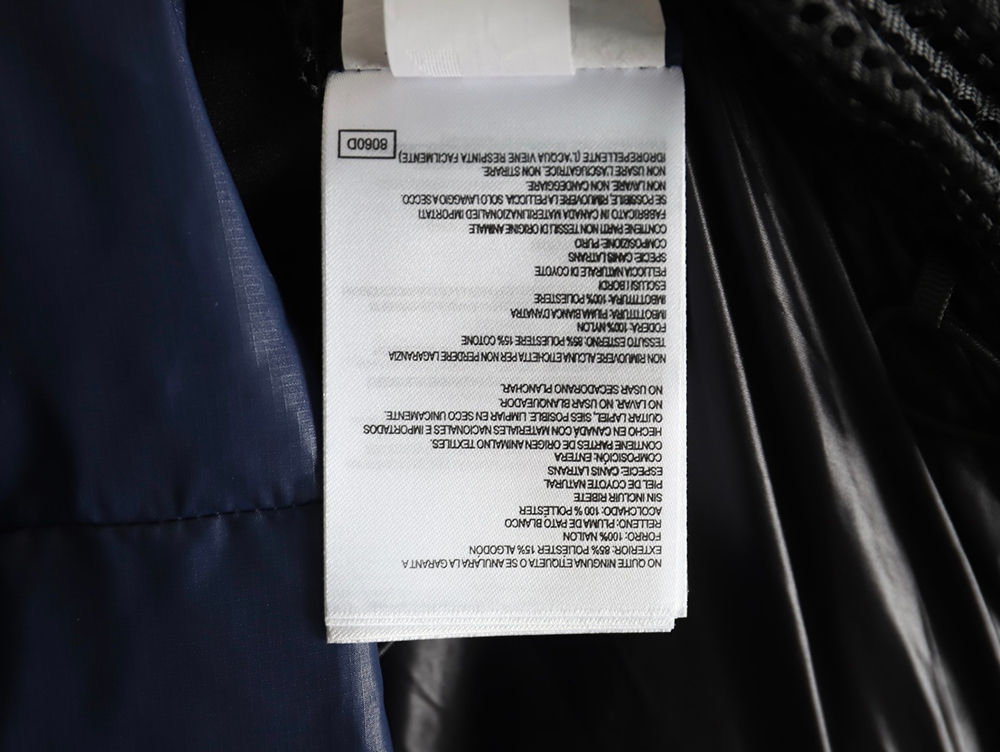 Can*a Go*e crofton puff down jacket tsk2