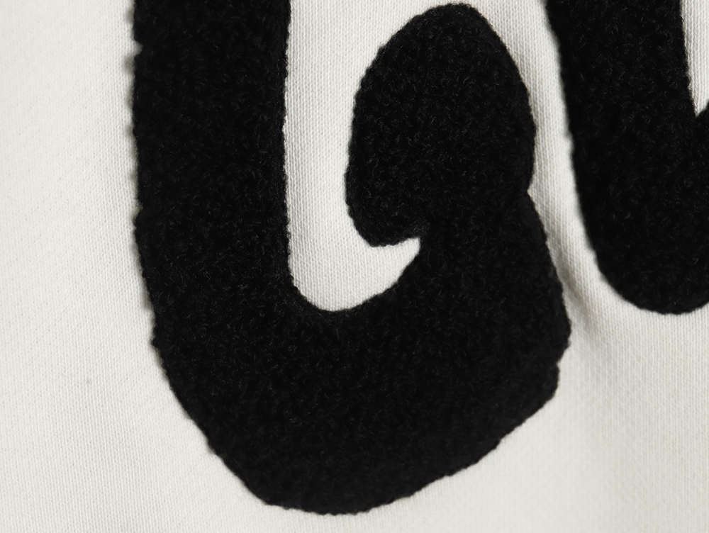 G*u*i towel embroidery lettering crew neck sweatshirt