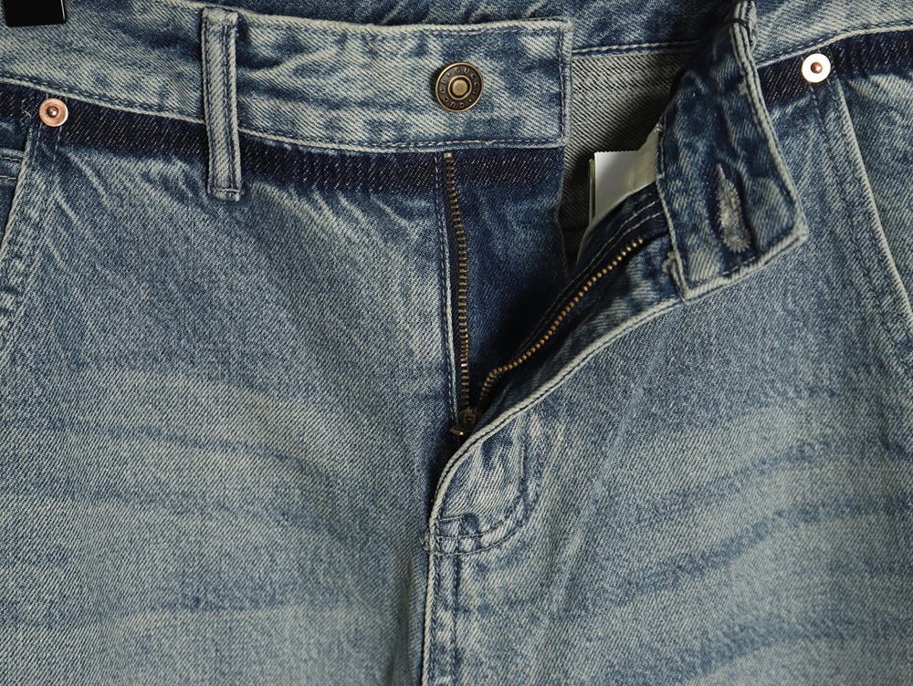 G*u*i side pocket jeans