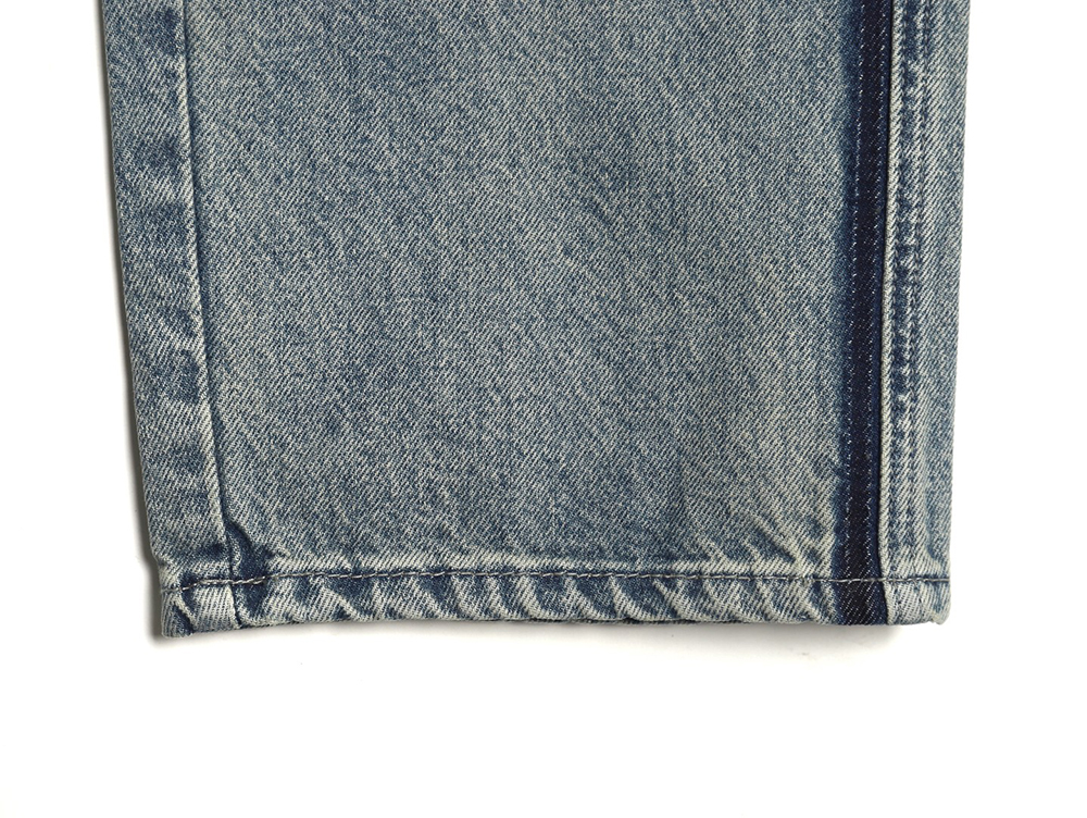 G*u*i side pocket jeans