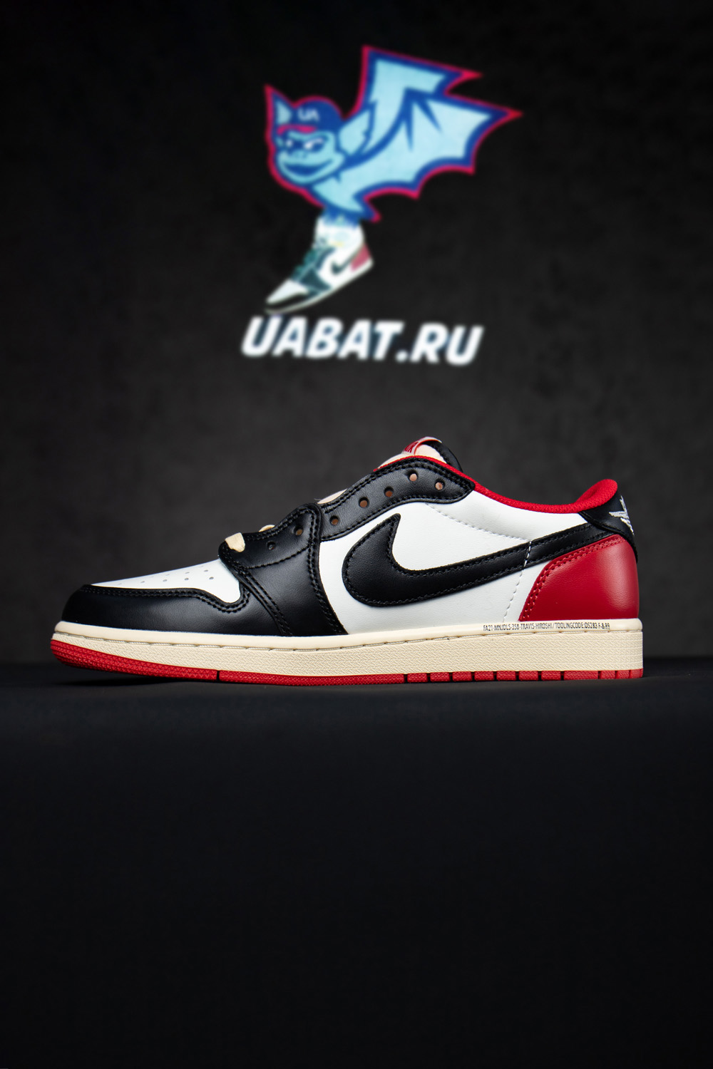 Travis Scott Air Jordan 1 Low Black Red