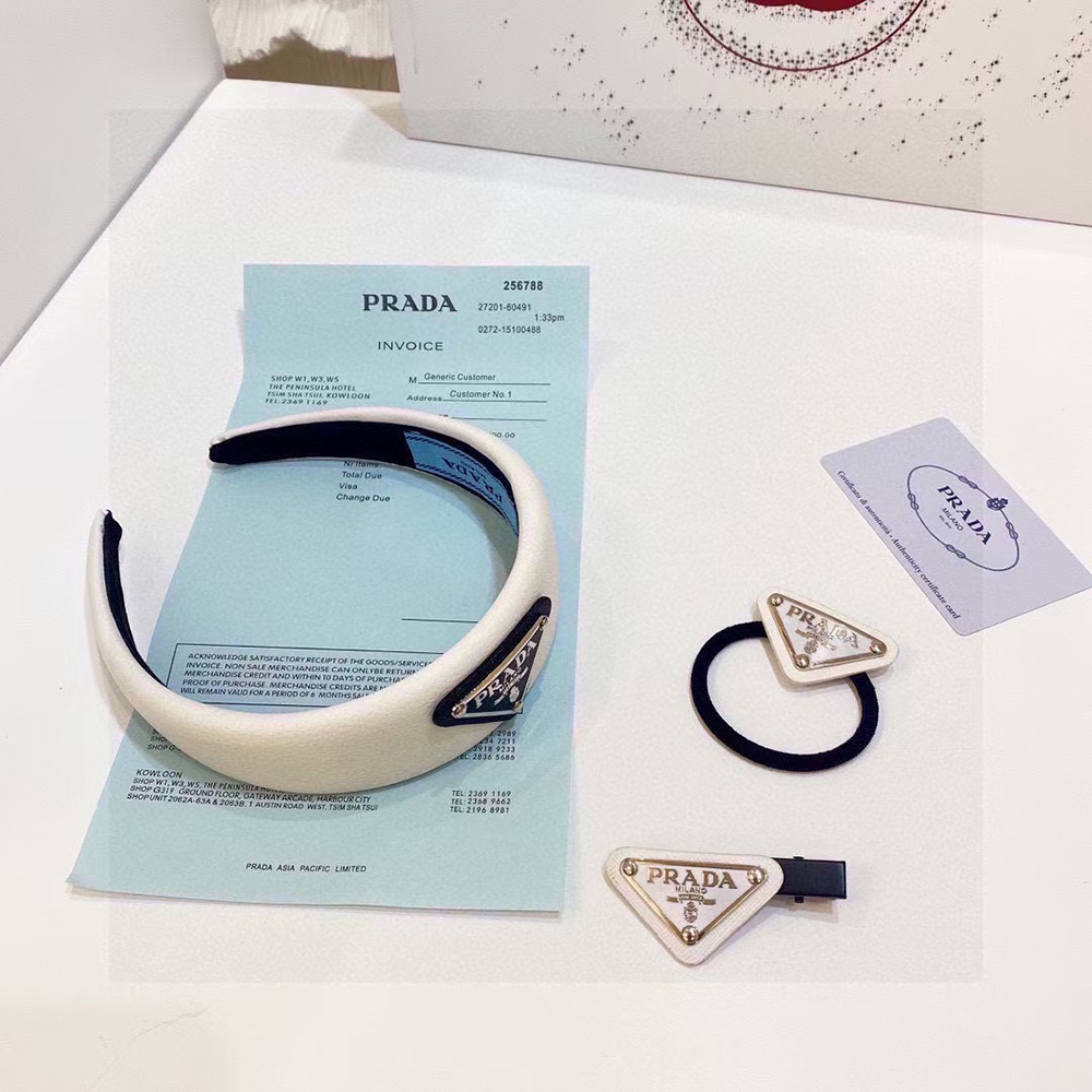 Pra*a women wide nylon headband