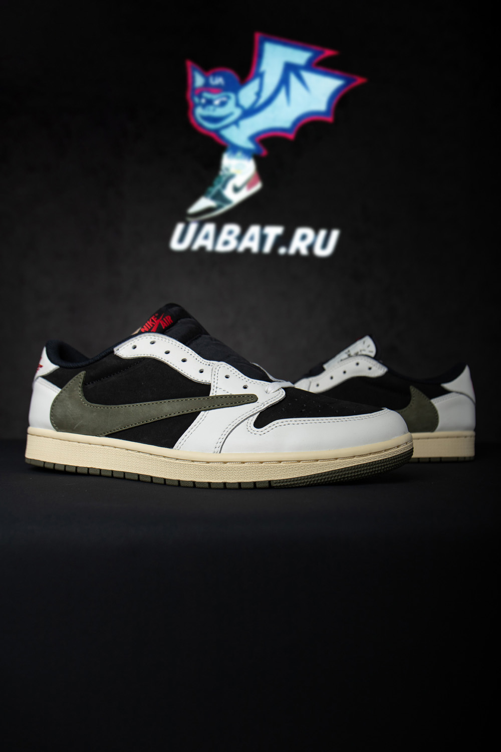 Travis Scott x Air Jordan 1 Low OG WMNS “Olive”