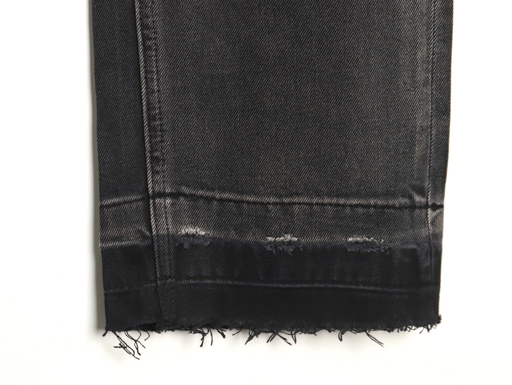 Ce**e bull king destroyed jeans