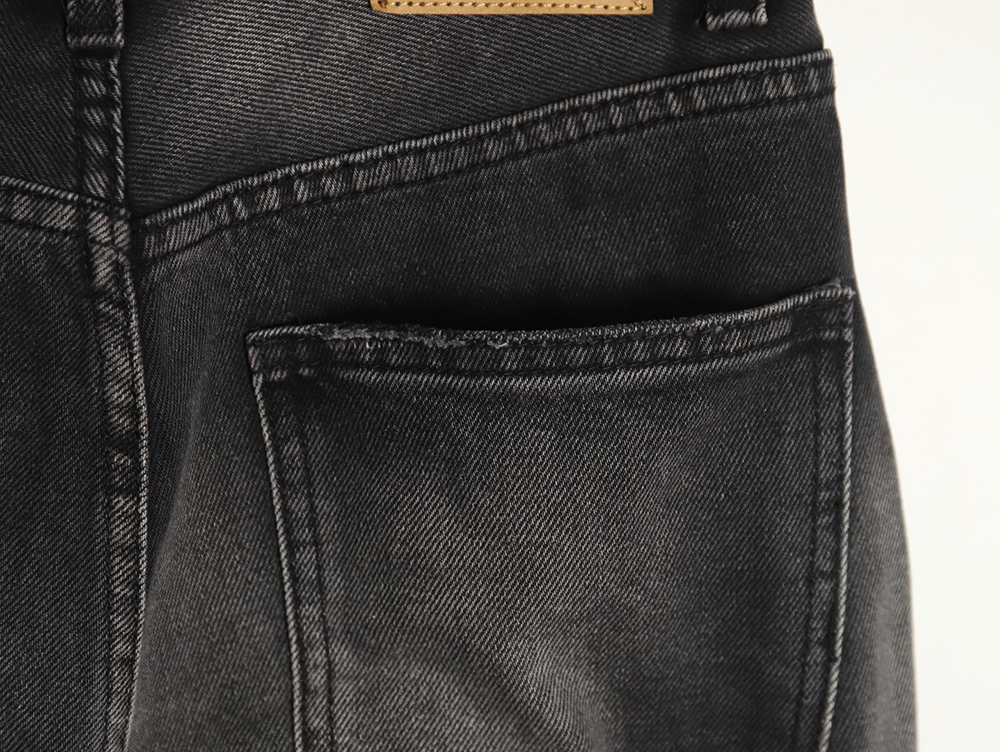 Ce**e bull king destroyed jeans