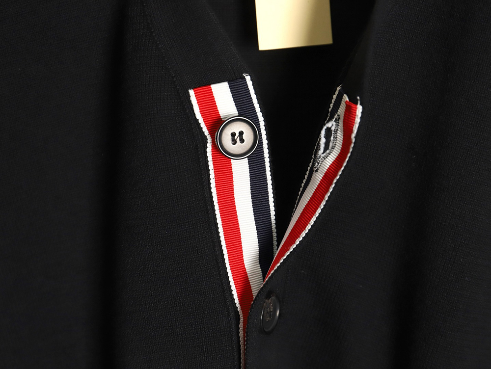 Thom Browne Classic Four-Bar Five-Button Cardigan TSK3