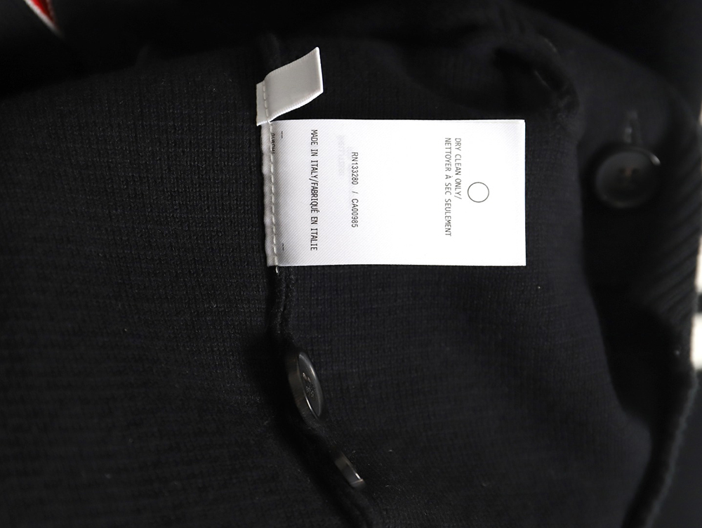 Thom Browne Classic Four-Bar Five-Button Cardigan TSK3