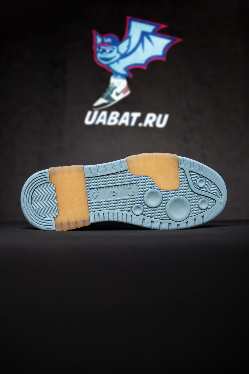 Off-White Out of Office Low 