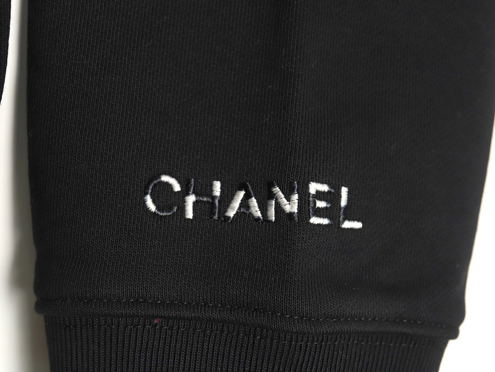 Ch*el double c woven embroidered crew neck sweatshirt tsk1