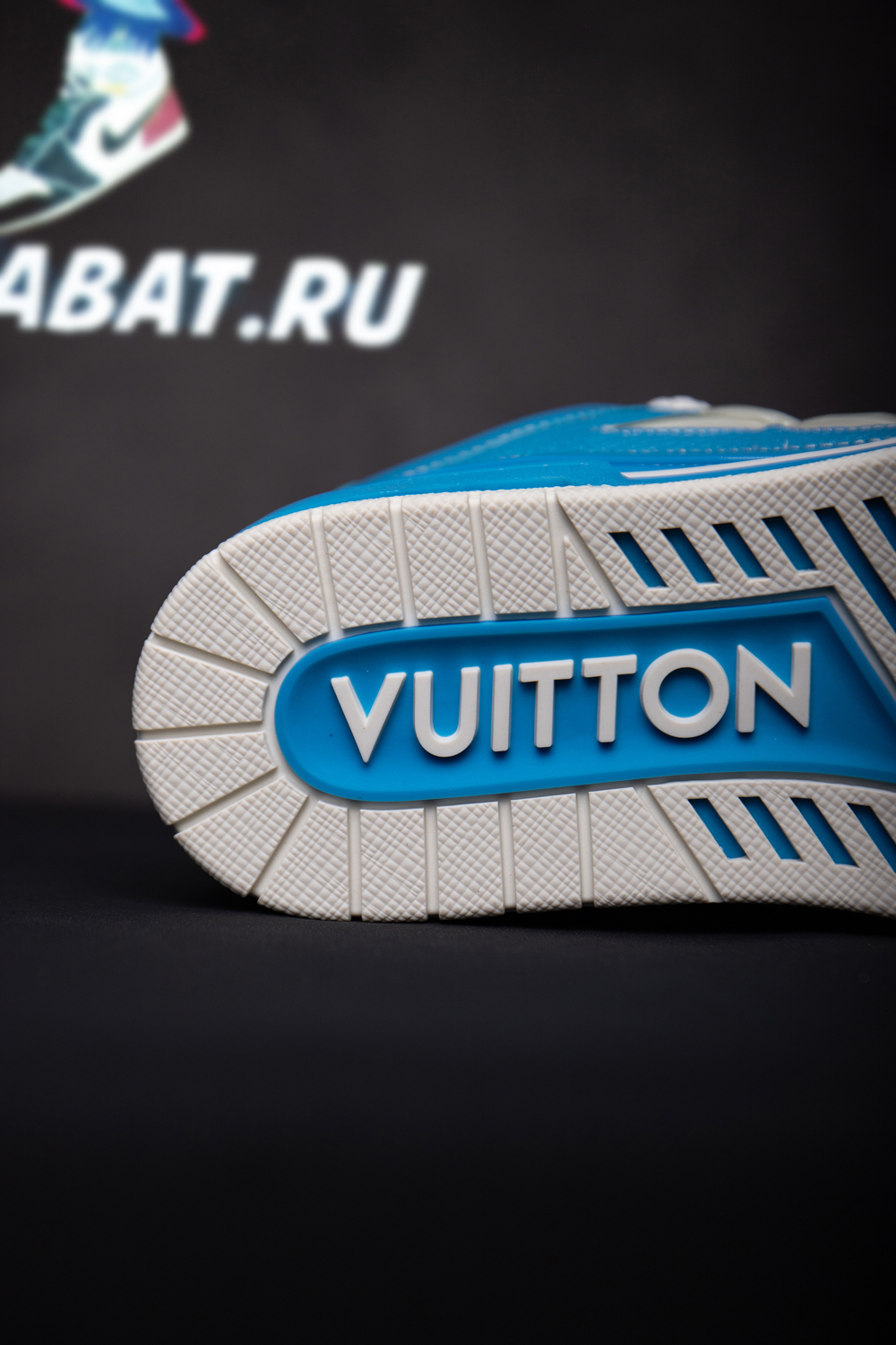 l0*is V*t0n skate sneakers blue