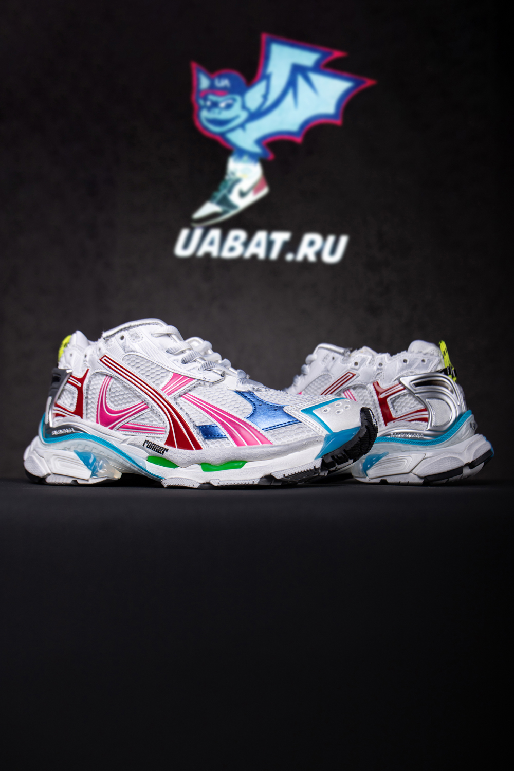 Ba*len*cia*ga runner sneaker 