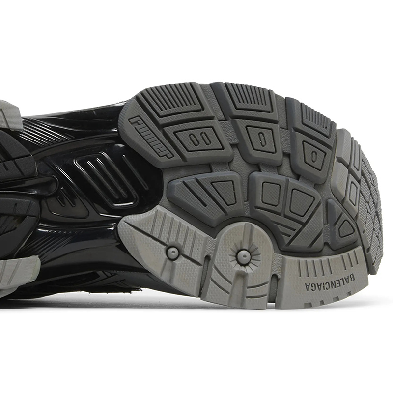 Ba*len*cia*ga runner sneaker 