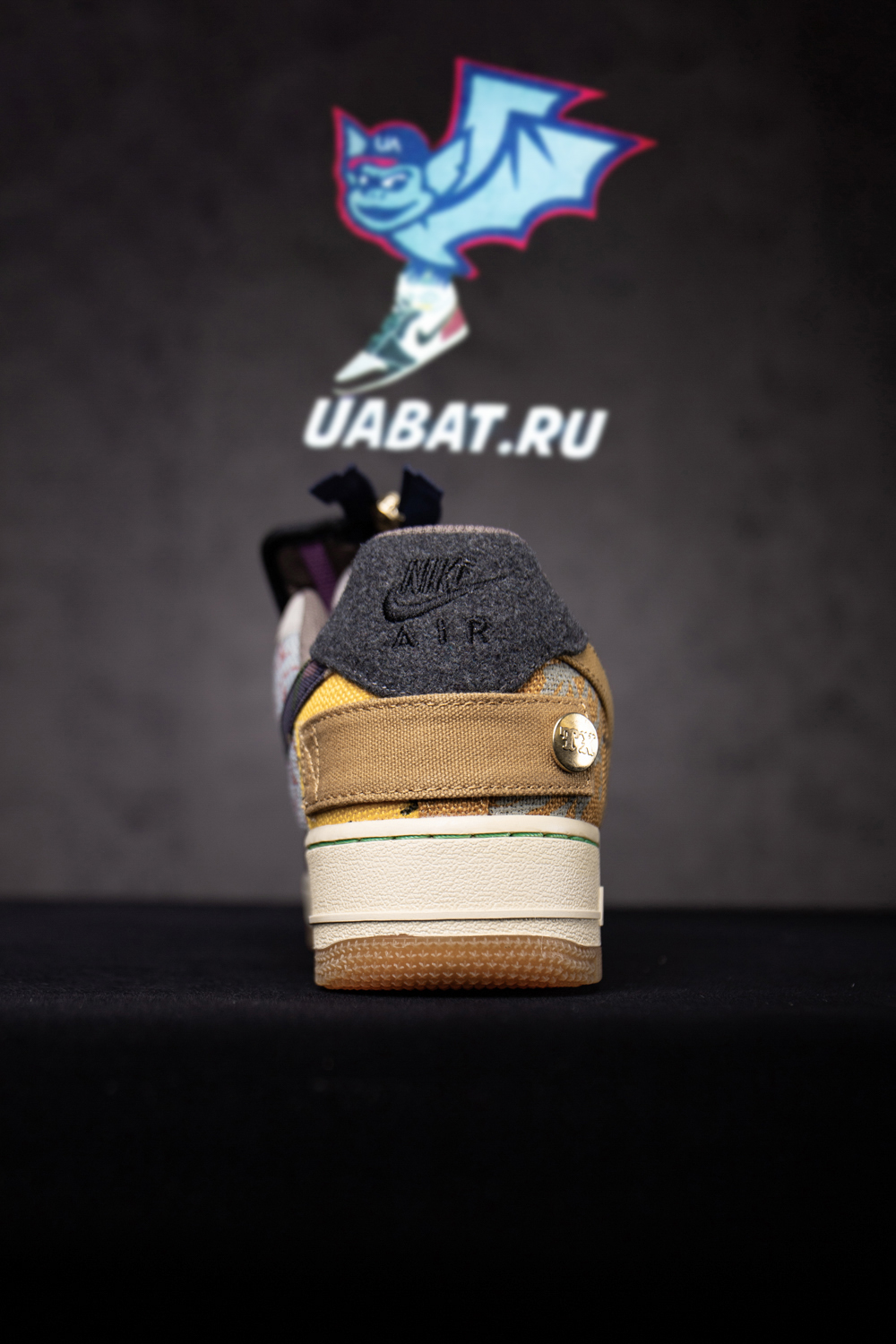 Travis Scott x Air Force 1 Low 