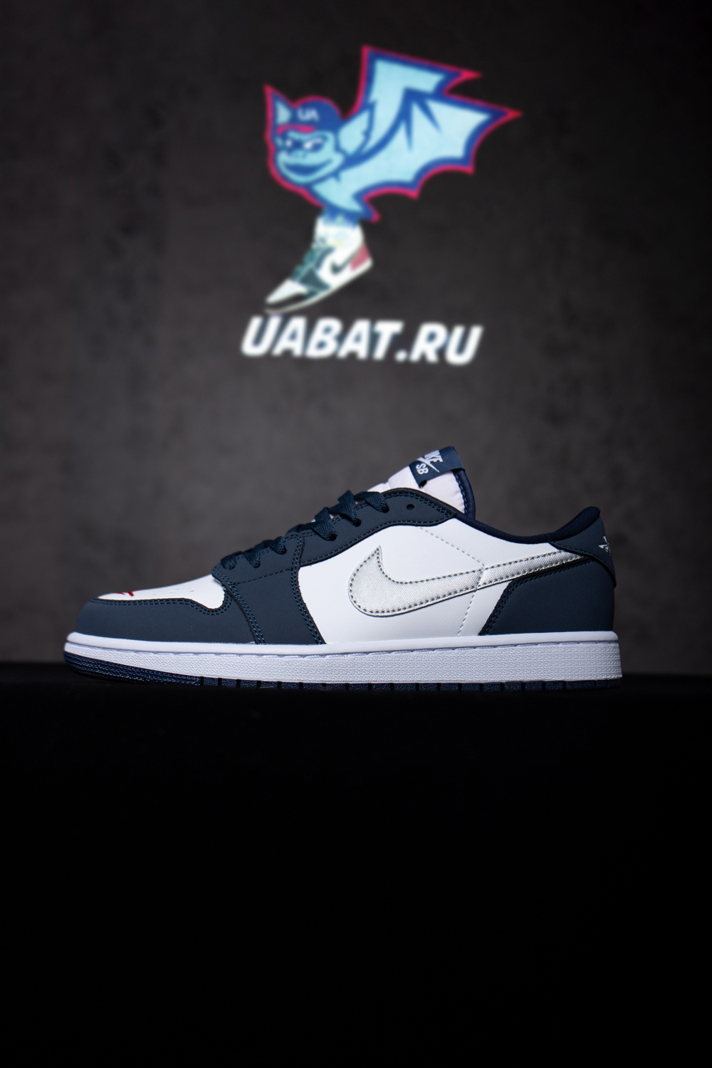 ERIC KOSTON X AIR JORDAN 1 LOW SB 