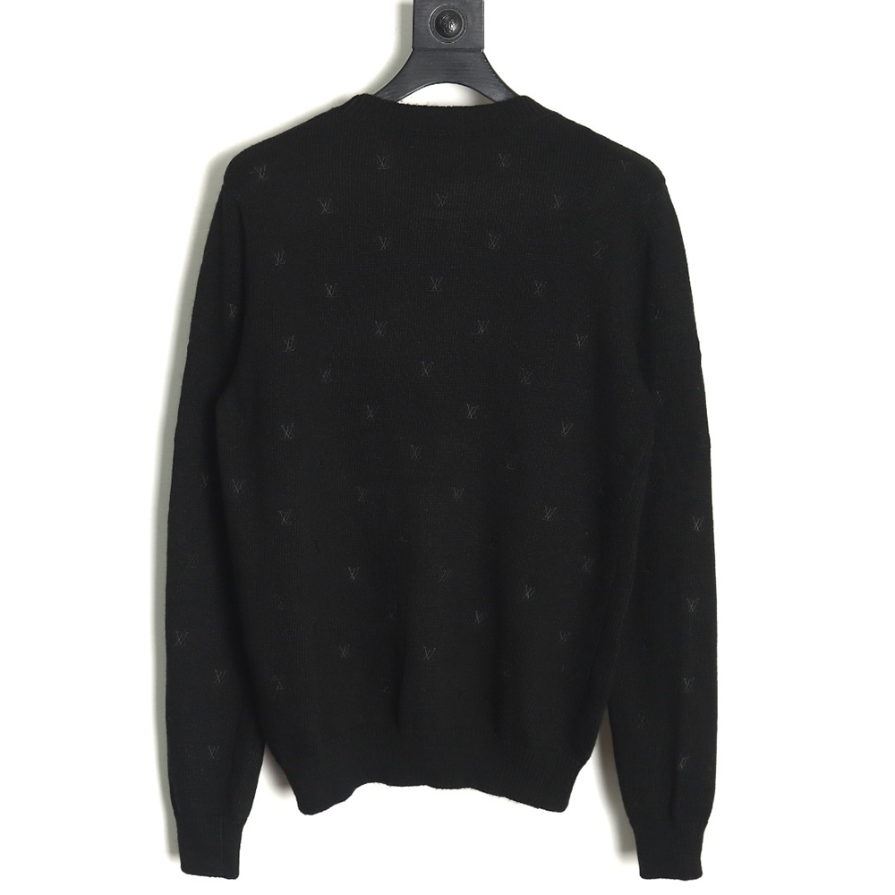 l0*is V*t0n all over embroidered sweater