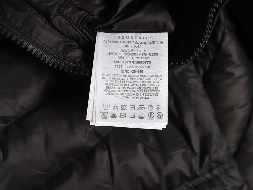 Moncler thin classic down jacket