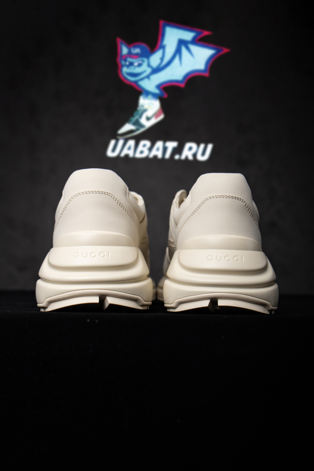 G*u*i rhython leather sneaker 